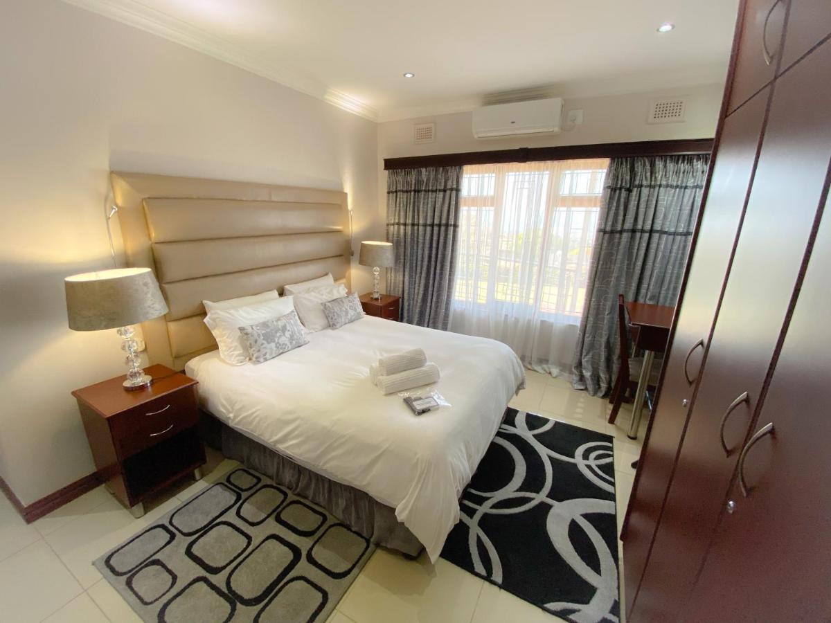 The Meritus Guest House Westville Exterior photo